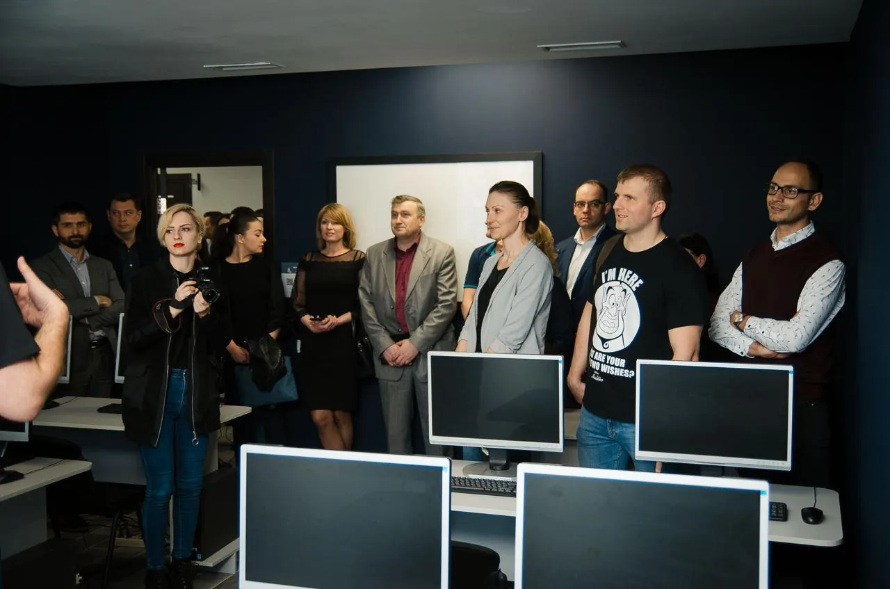 Студенты AI Club Prague в кампусе
